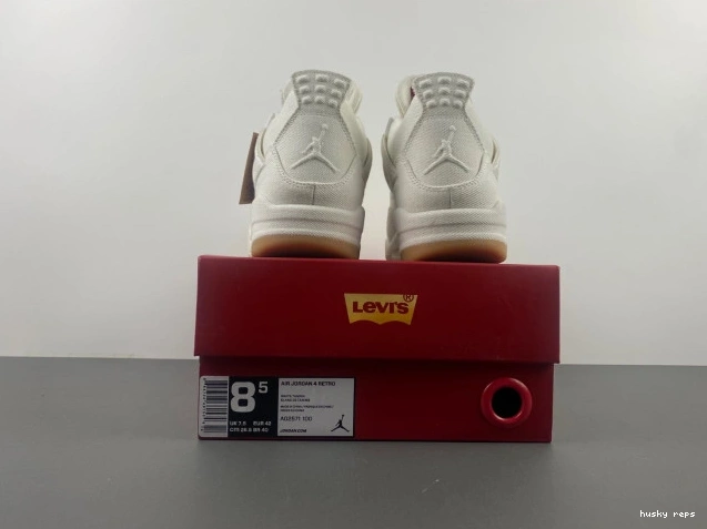 Cheap Husky Levi's AO2571-100 x 4 Air 'White' Jordan 0801